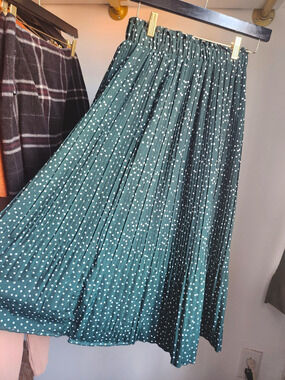Exlura Green/White Polka Dot Pleated Midi Skirt Elastic Pull-On Waist Size S